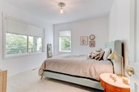 1123 NW Frazier Ct, Portland, OR 97229