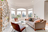 1123 NW Frazier Ct, Portland, OR 97229