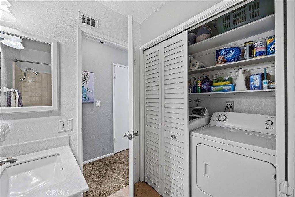 2329 North Lyon Street, Santa Ana, CA 92705