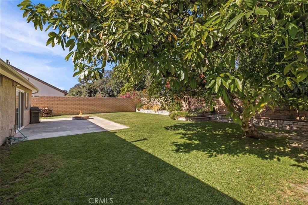 2329 North Lyon Street, Santa Ana, CA 92705