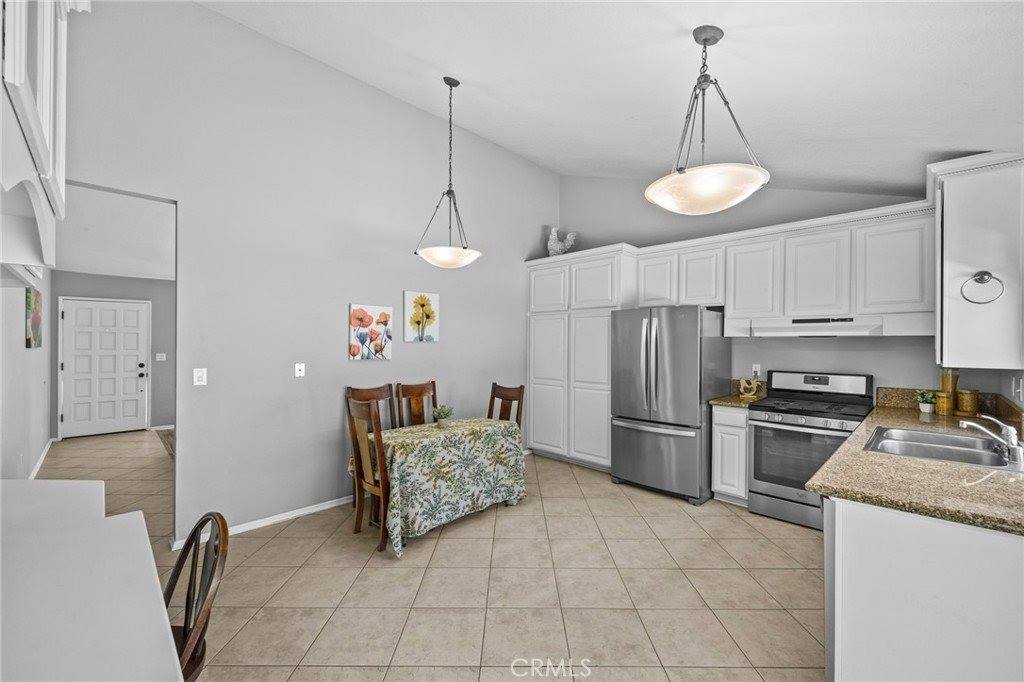 2329 North Lyon Street, Santa Ana, CA 92705