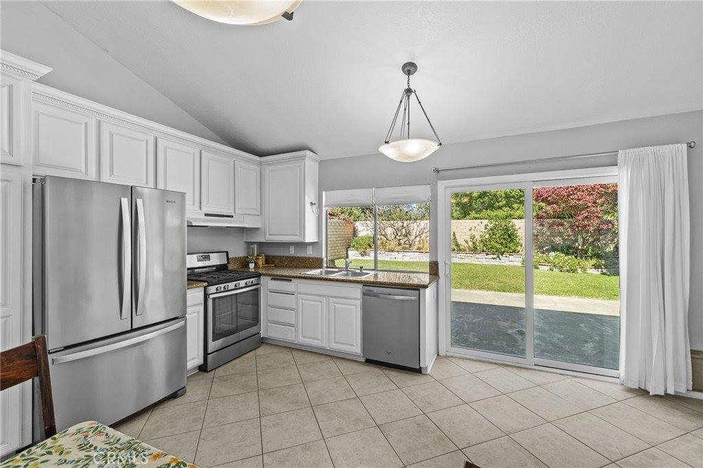 2329 North Lyon Street, Santa Ana, CA 92705