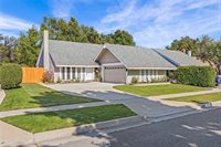 2329 North Lyon Street, Santa Ana, CA 92705