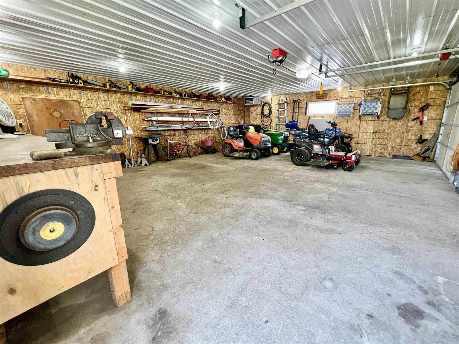 9886 Stadt Road, Marshfield, WI 54449