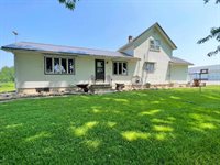 9886 Stadt Road, Marshfield, WI 54449