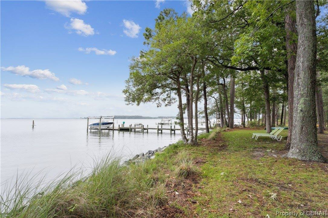 315 Bay Shore Point Road, Mathews County, VA 23138