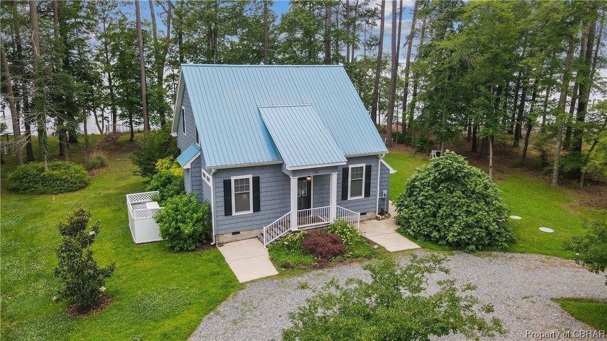 315 Bay Shore Point Road, Mathews County, VA 23138