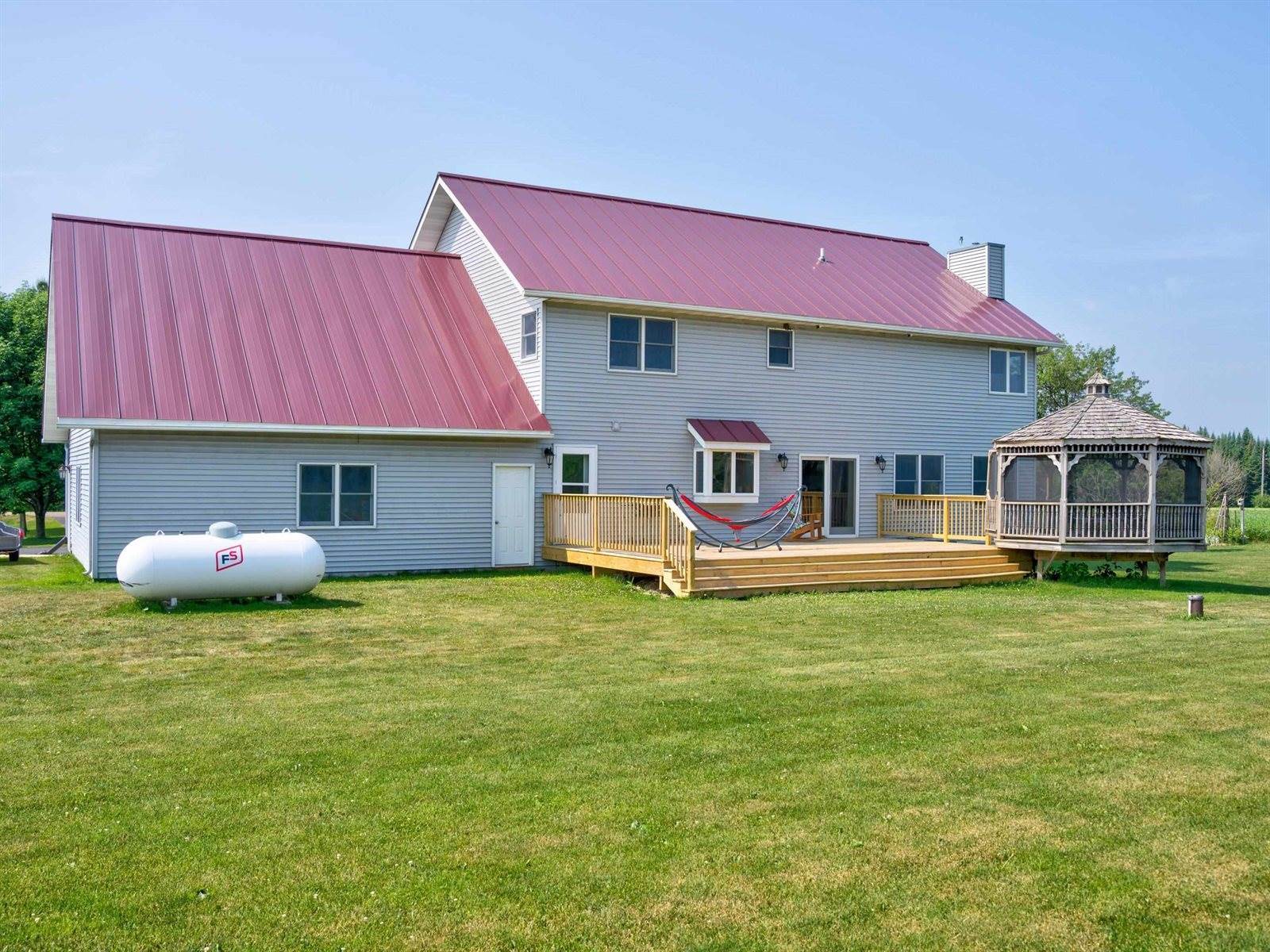 9078 Thompson Road, Marshfield, WI 54449