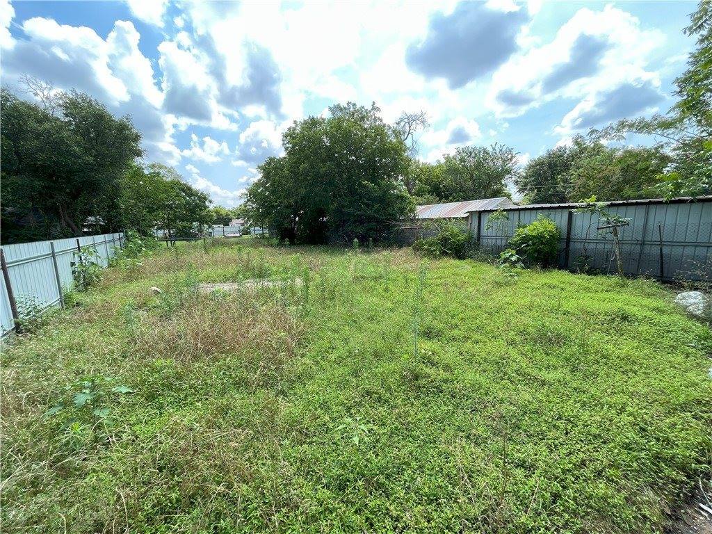 1105 Maxfield Street, Waco, TX 76705