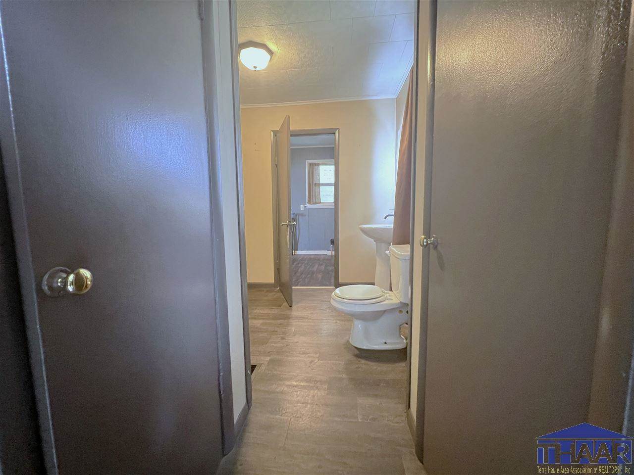 411 East 8th, Clay City, IN 47847