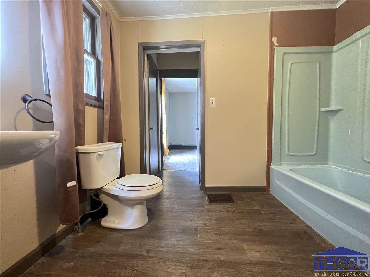 411 East 8th, Clay City, IN 47847