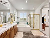 6954 Poco Bueno Cir, Sparks, NV 89436