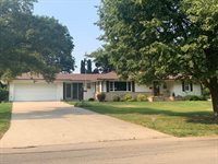 1508 LaCresta Drive, Freeport, IL 61032