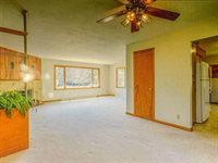 1508 LaCresta Drive, Freeport, IL 61032