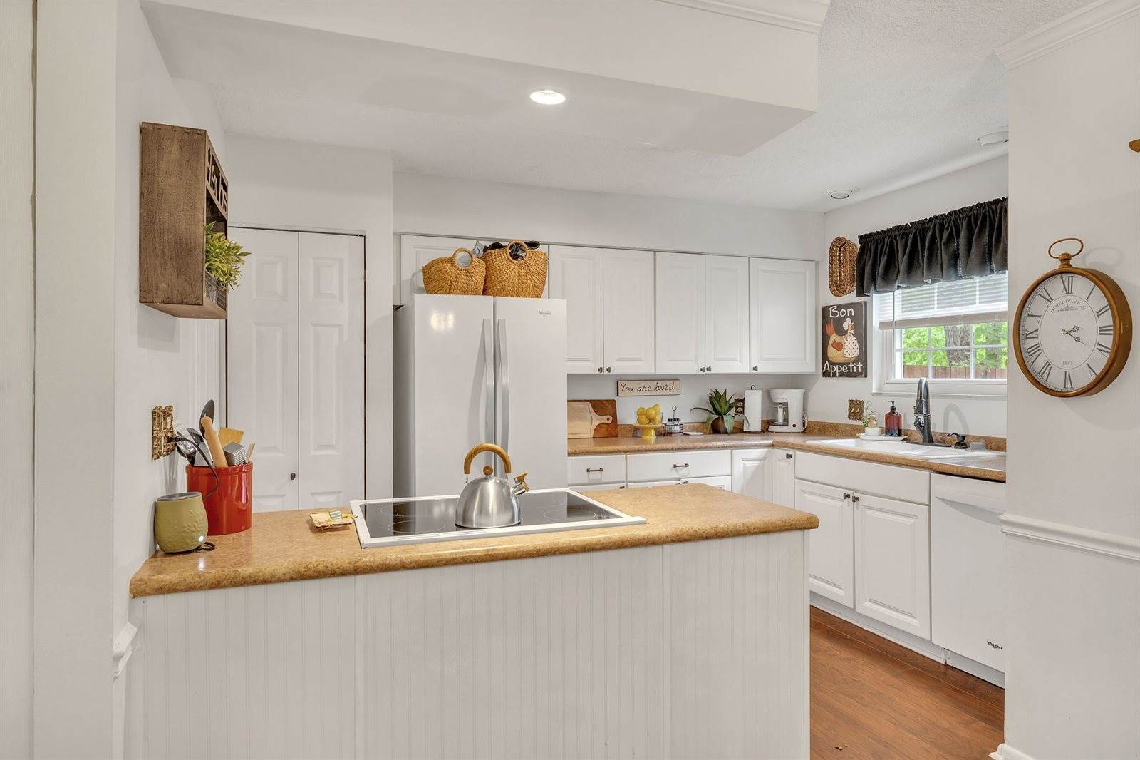 5510 Country Dr, Nashville, TN 37211