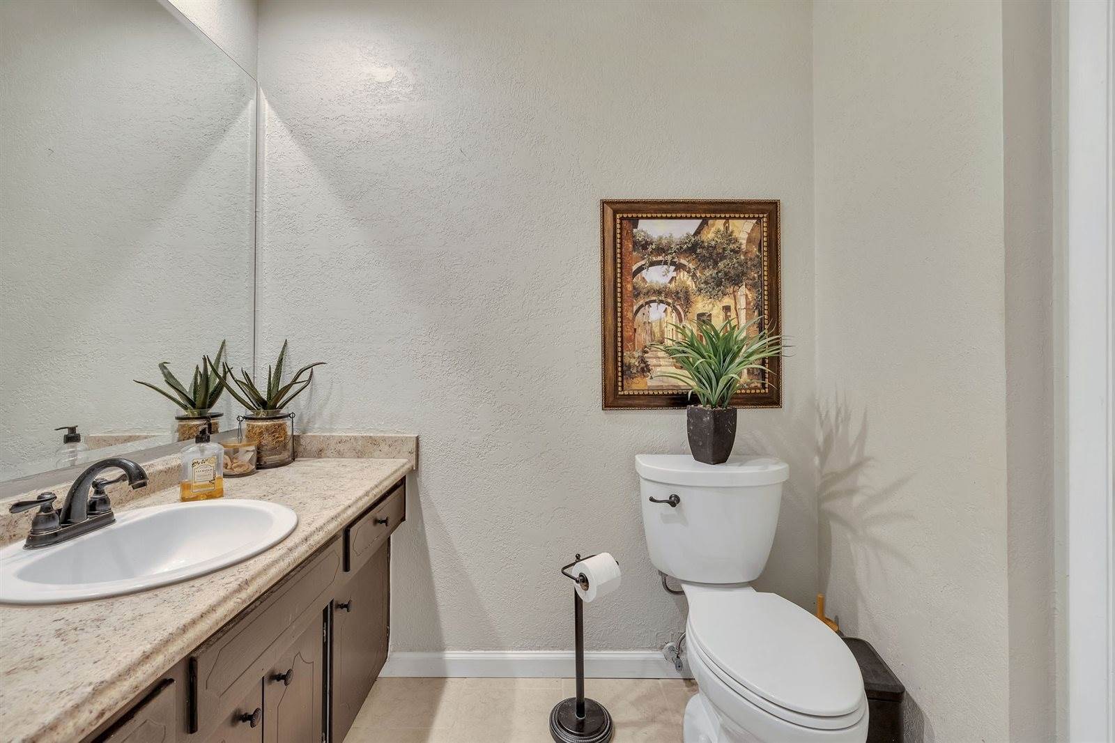 5510 Country Dr, Nashville, TN 37211