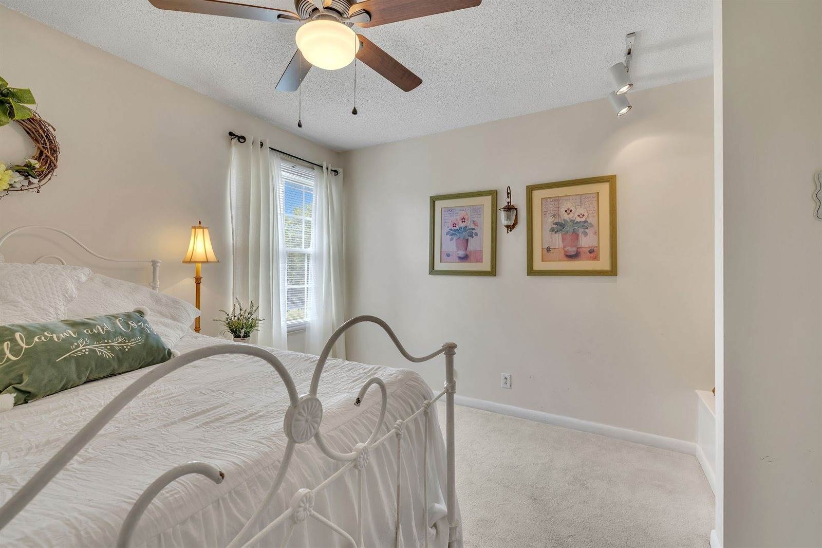 5510 Country Dr, Nashville, TN 37211