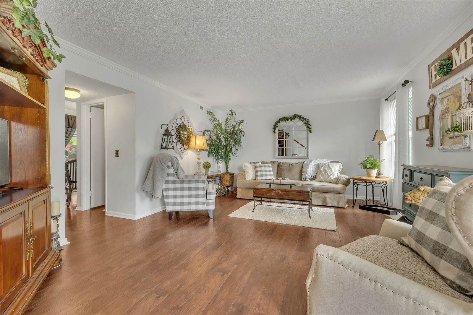 5510 Country Dr, Nashville, TN 37211