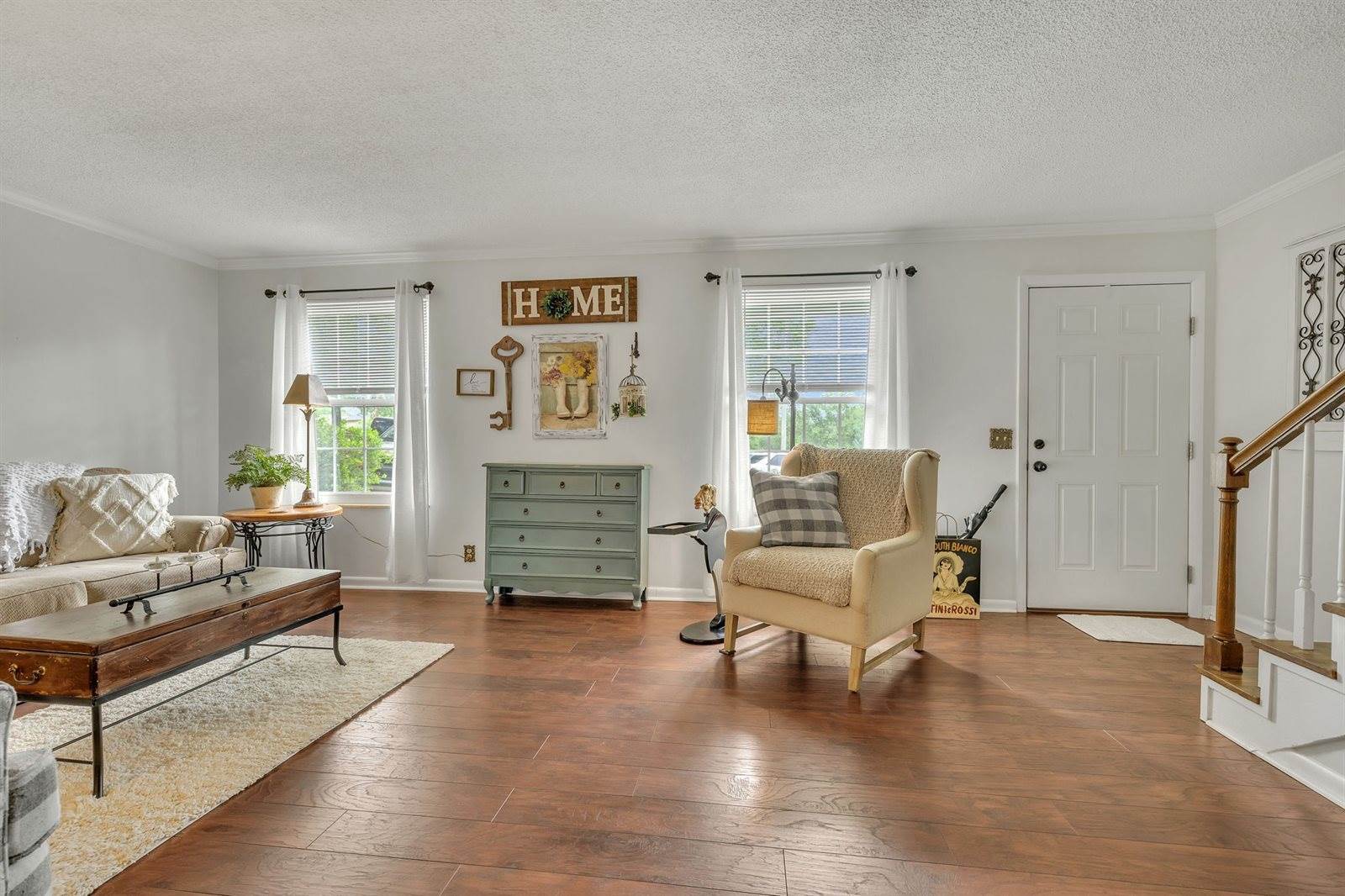 5510 Country Dr, Nashville, TN 37211