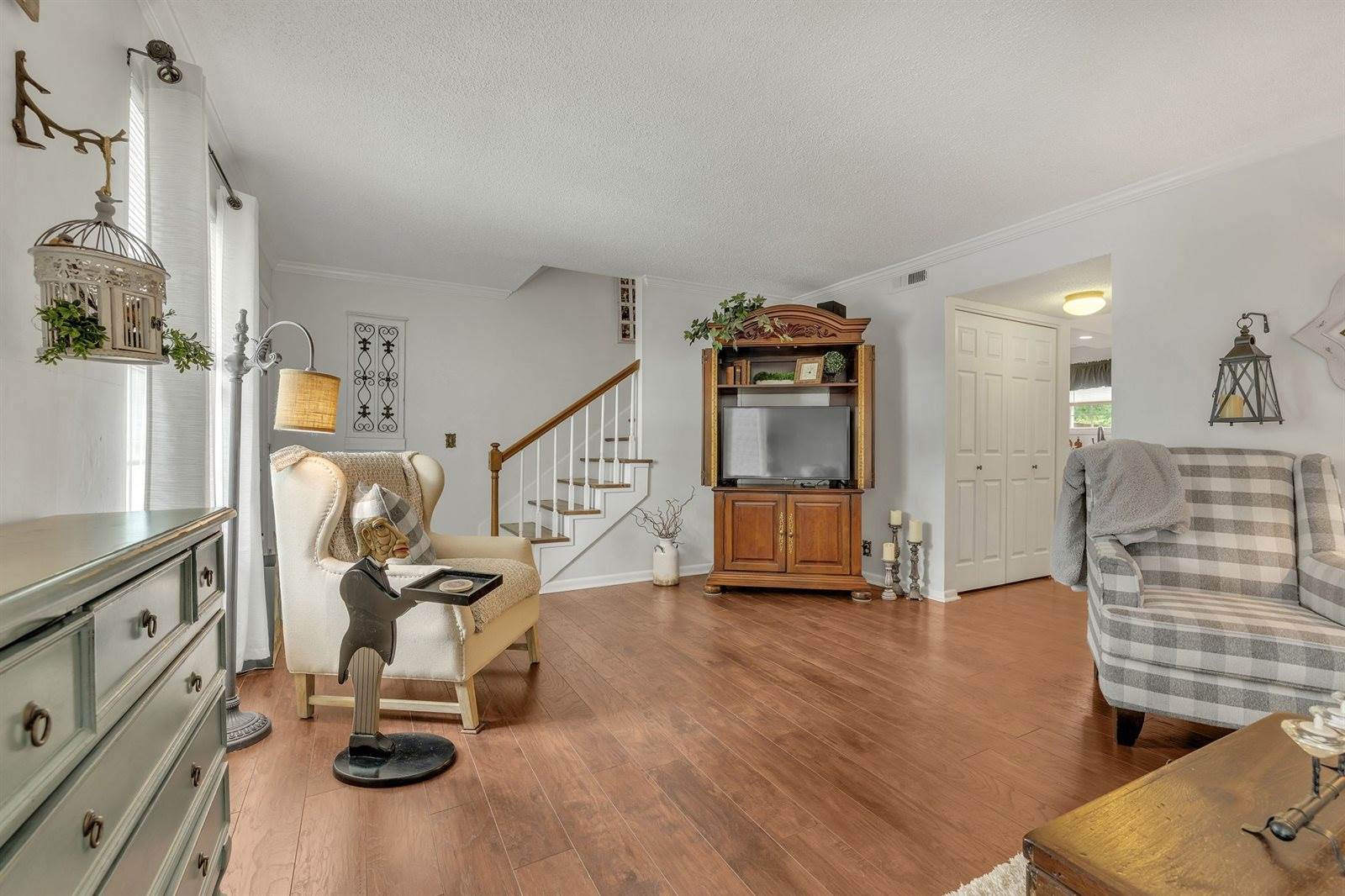 5510 Country Dr, Nashville, TN 37211