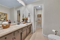 5510 Country Dr, Nashville, TN 37211