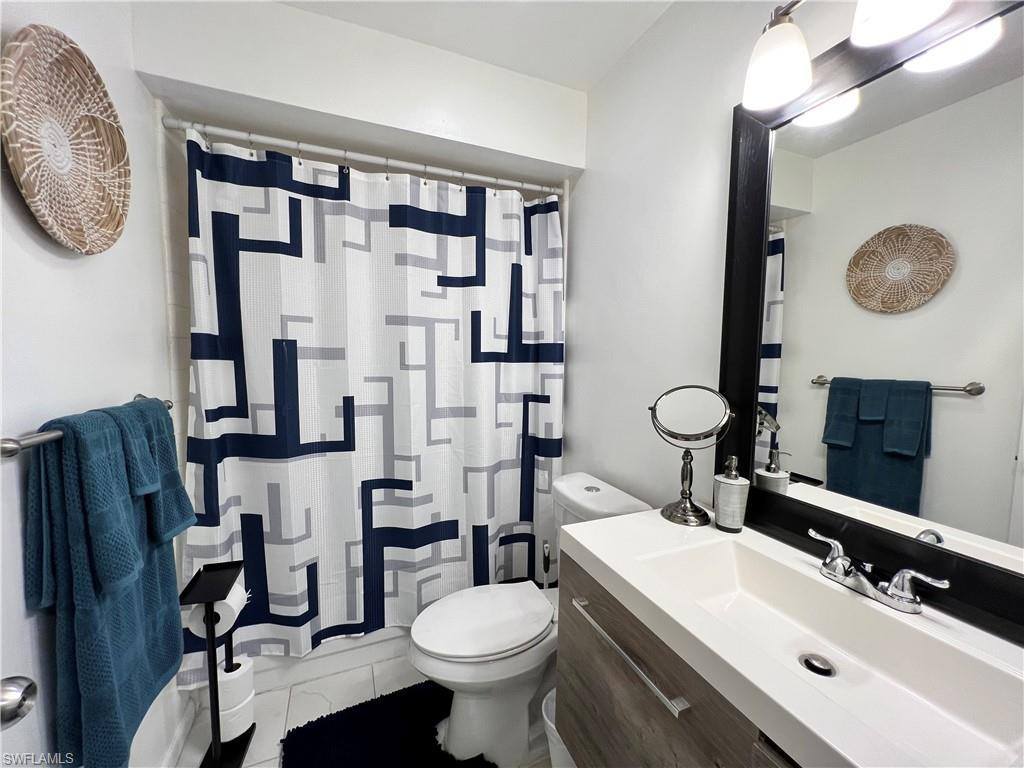 3471 Boca Ciega DR E-15, Naples, FL 34112