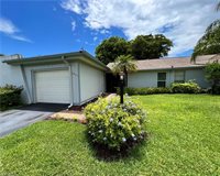 3471 Boca Ciega DR E-15, Naples, FL 34112