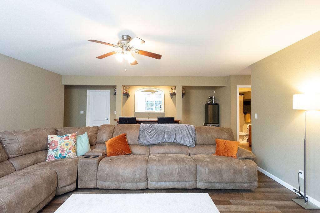 23590 Restore Rd, Waynesville, MO 65583