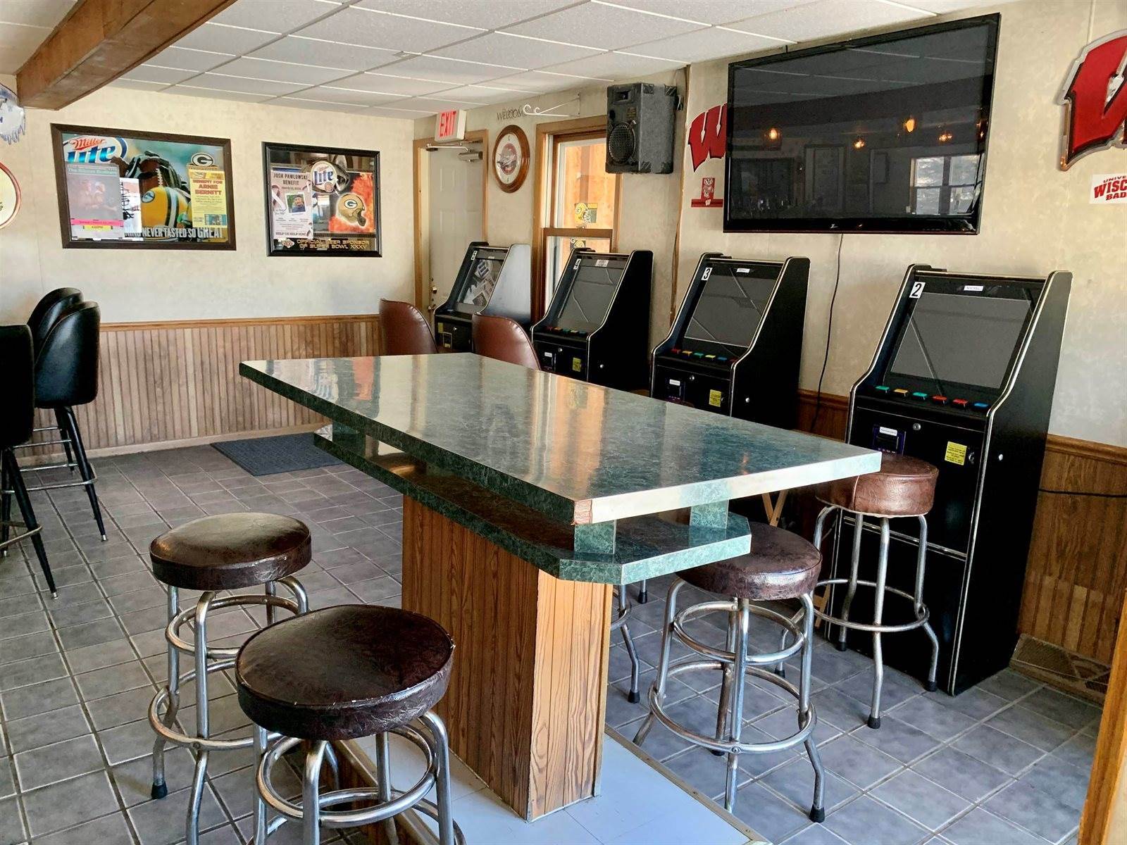 215523 North Shore Drive, Hatley, WI 54440