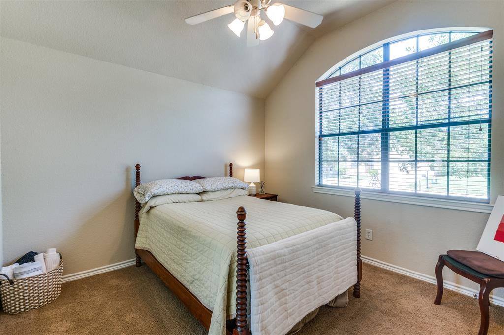 8605 Vista Royale Drive, Fort Worth, TX 76108