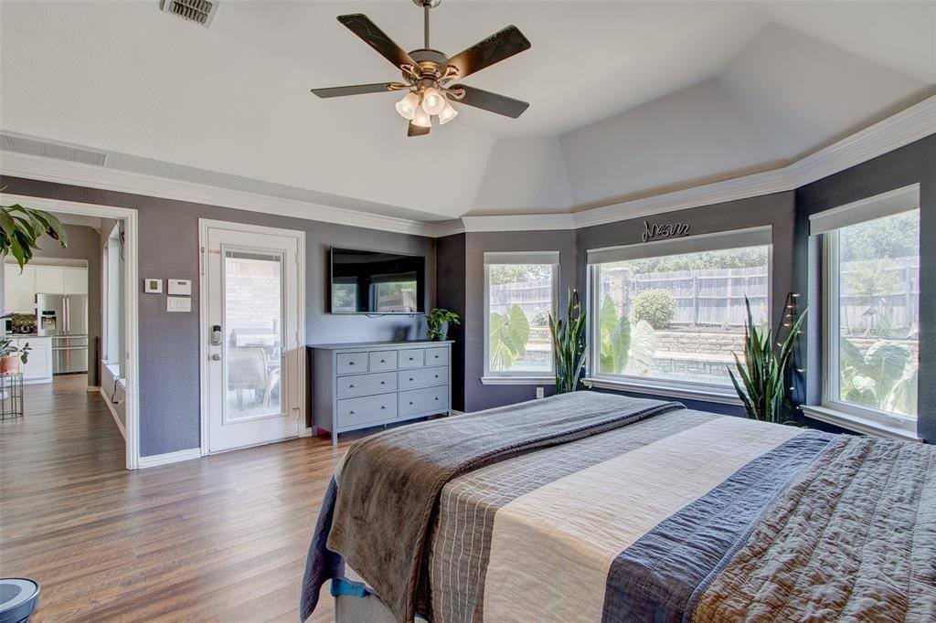 2627 Cedar View Drive, Arlington, TX 76006