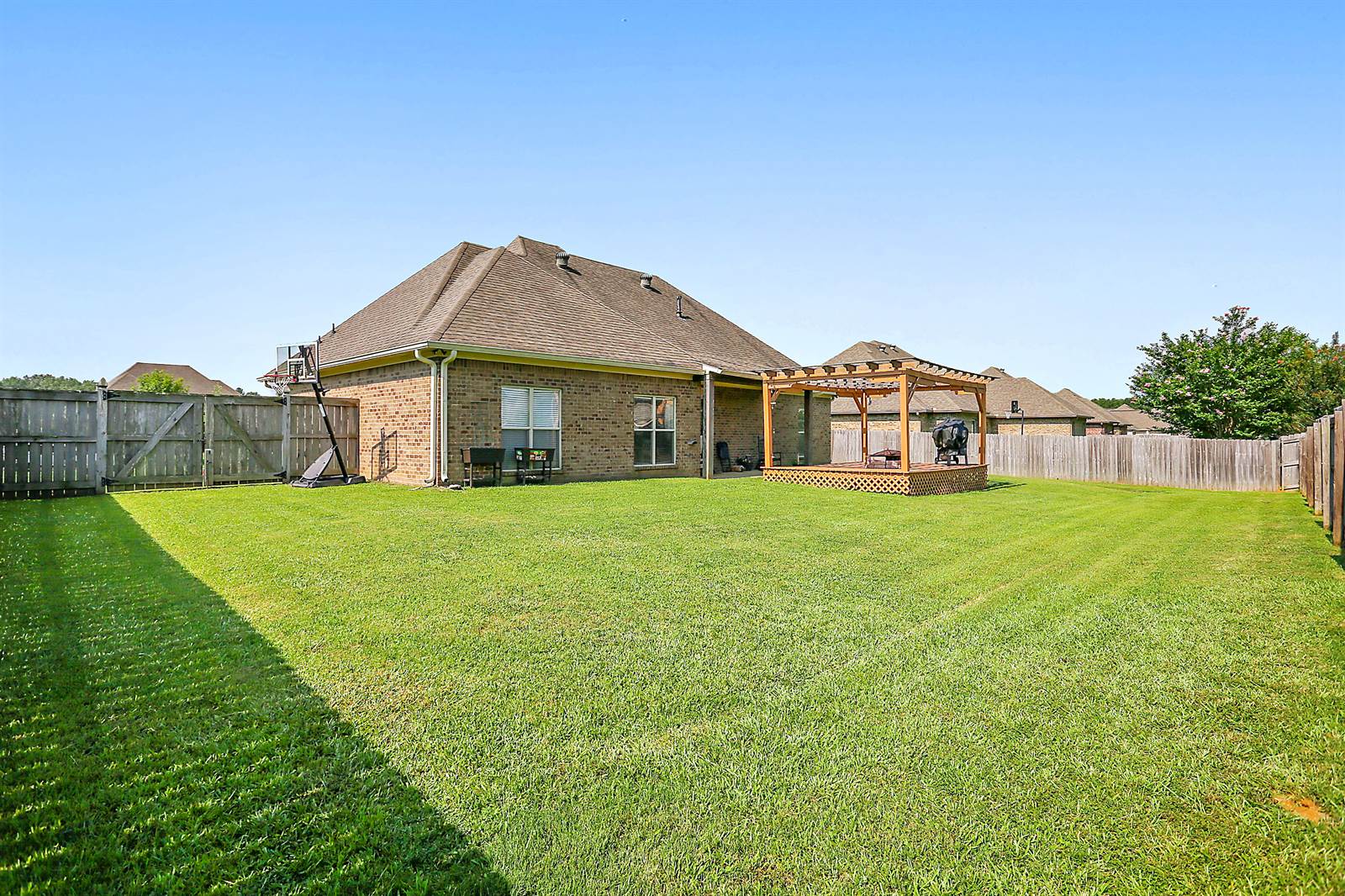 613 Belle Oak Lane, Brandon, MS 39042