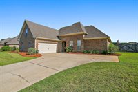 613 Belle Oak Lane, Brandon, MS 39042