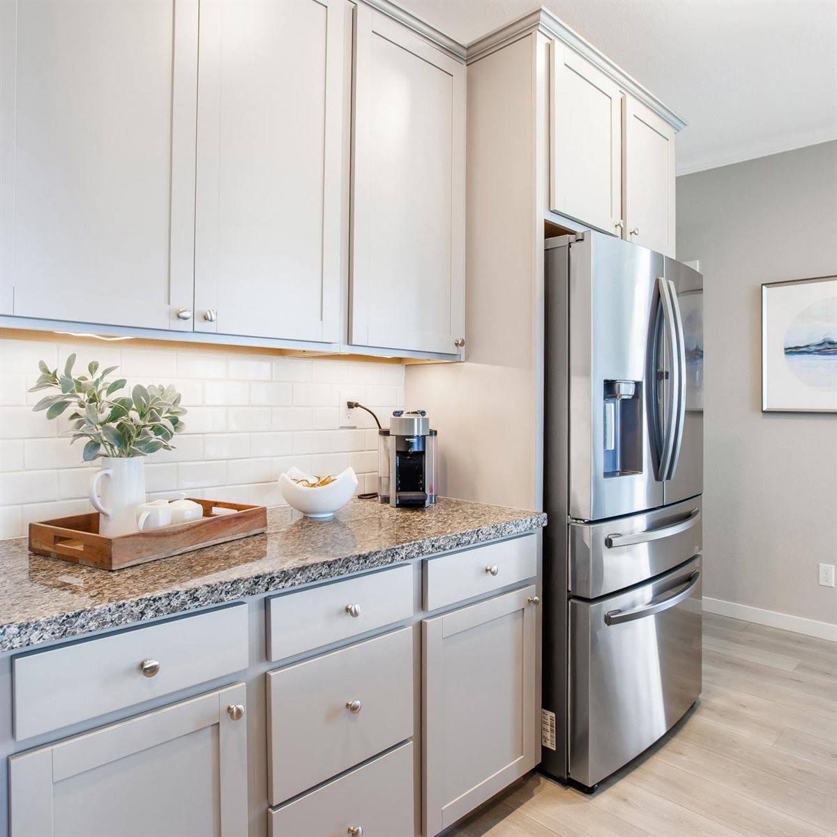 3678 East Commerce Way, Sacramento, CA 95834