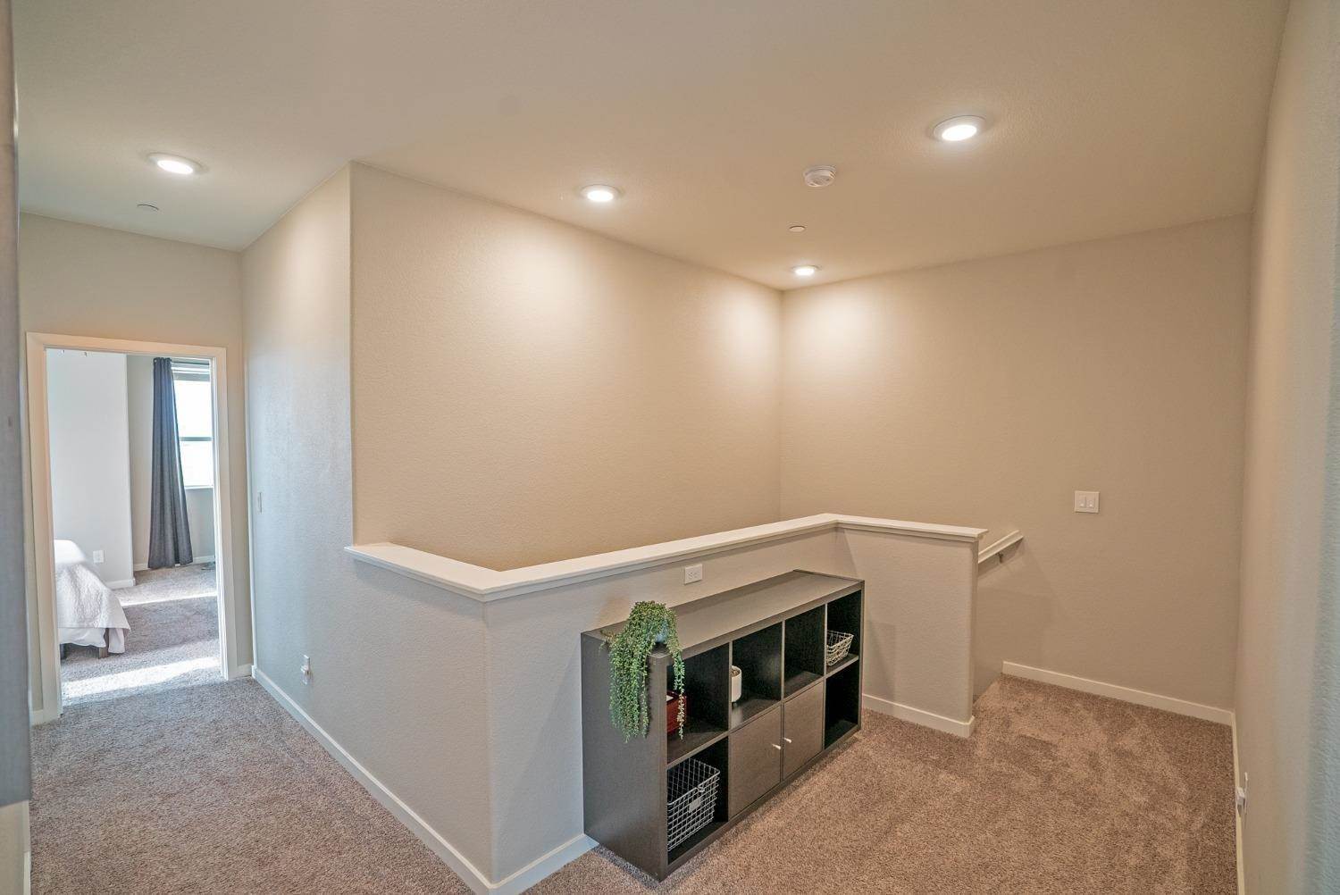 3678 East Commerce Way, Sacramento, CA 95834