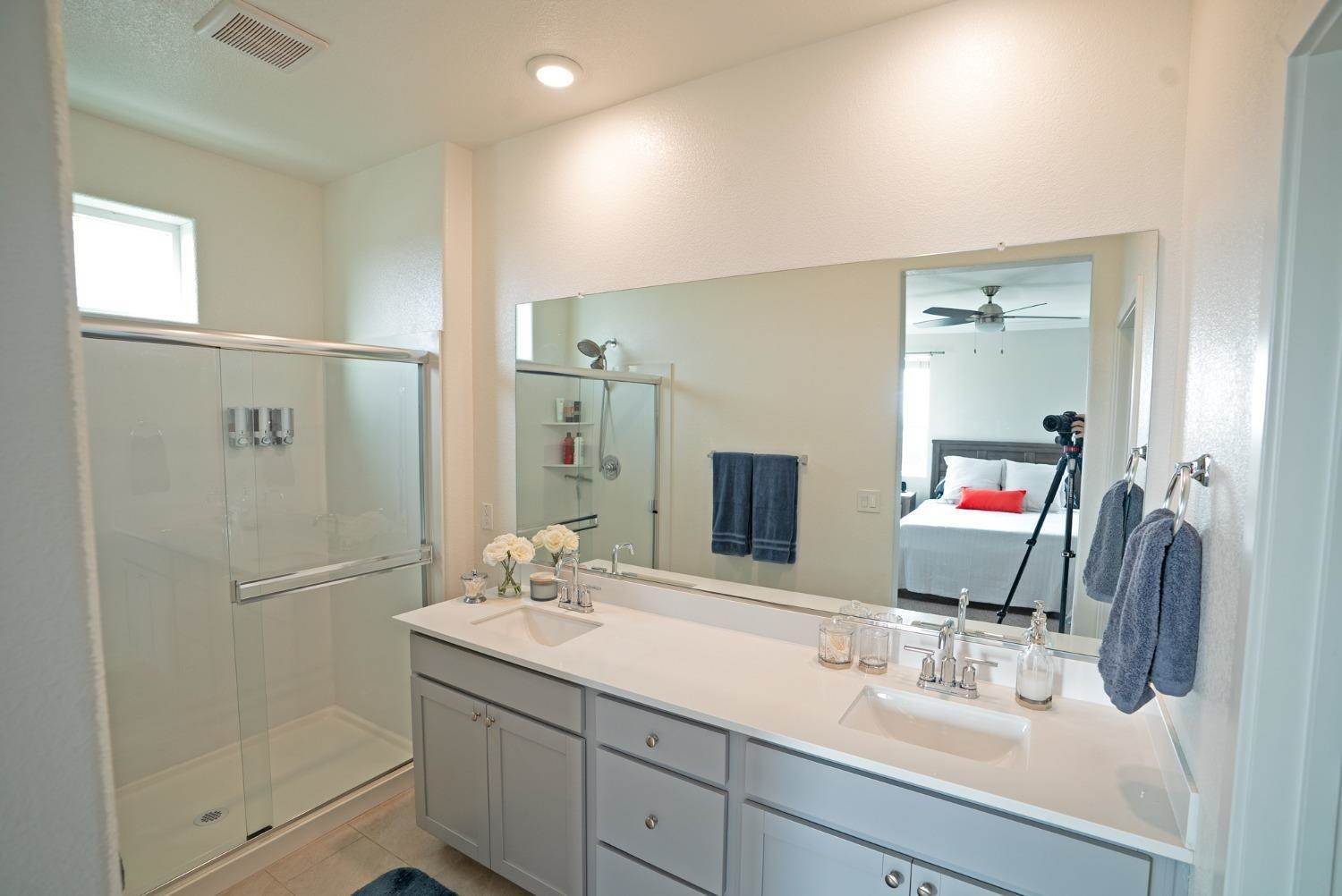 3678 East Commerce Way, Sacramento, CA 95834