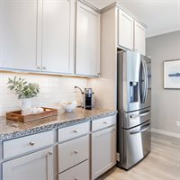 3678 East Commerce Way, Sacramento, CA 95834