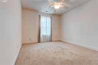 8371 SW Hayden Dr, Beaverton, OR 97007