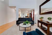 8371 SW Hayden Dr, Beaverton, OR 97007