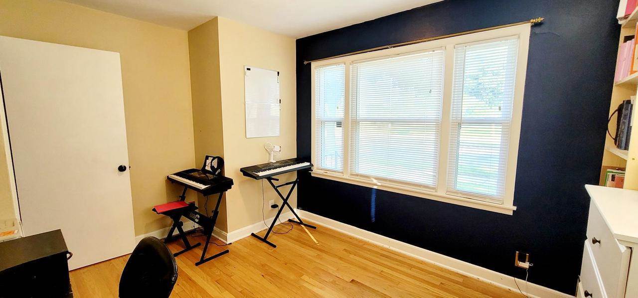 7152 W Nash STREET, Milwaukee, WI 53216