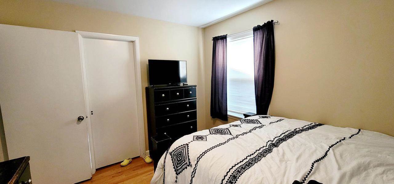 7152 W Nash STREET, Milwaukee, WI 53216