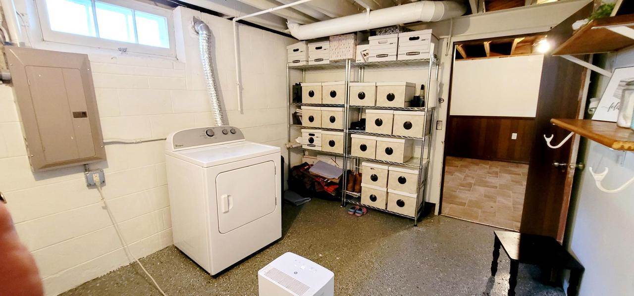 7152 W Nash STREET, Milwaukee, WI 53216