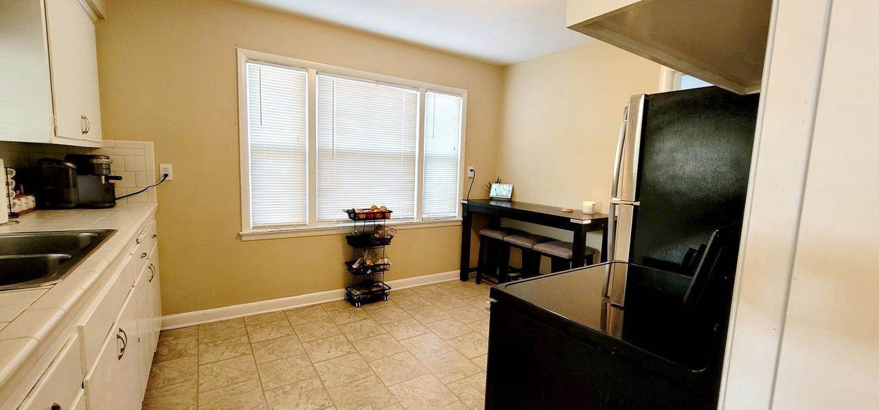 7152 W Nash STREET, Milwaukee, WI 53216