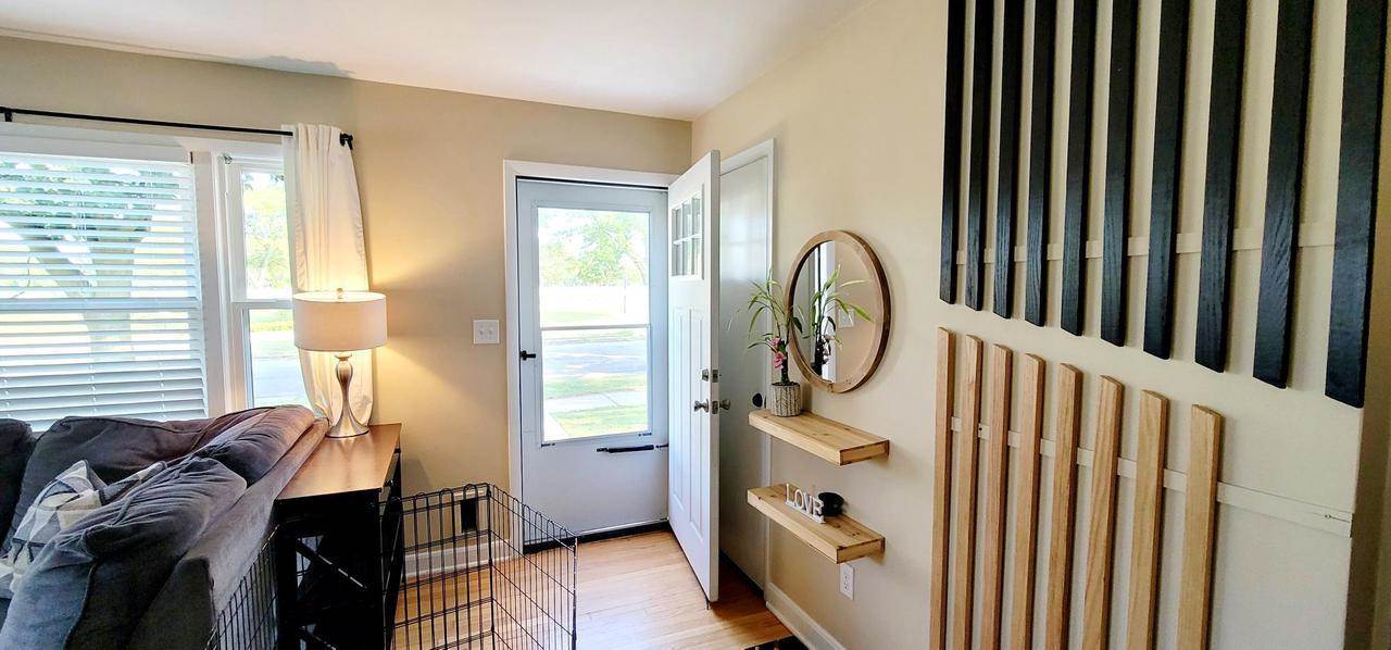 7152 W Nash STREET, Milwaukee, WI 53216