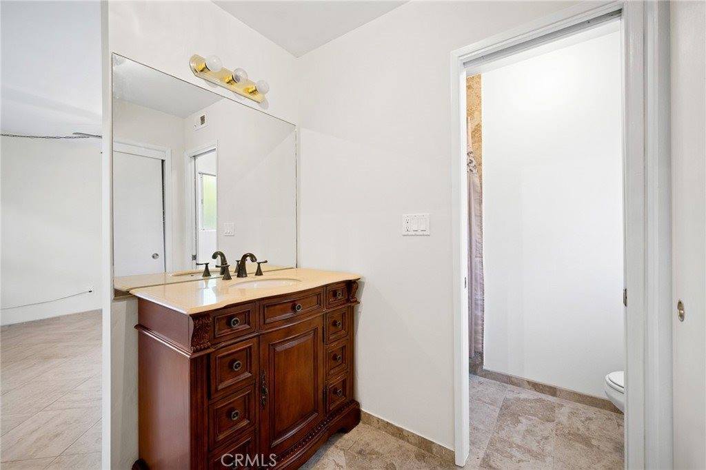 8915 Mulberry Drive, Sunland, CA 91040