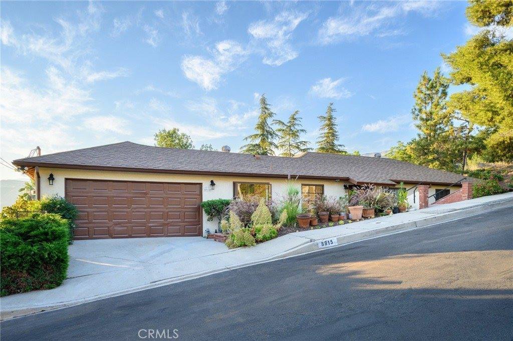 8915 Mulberry Drive, Sunland, CA 91040