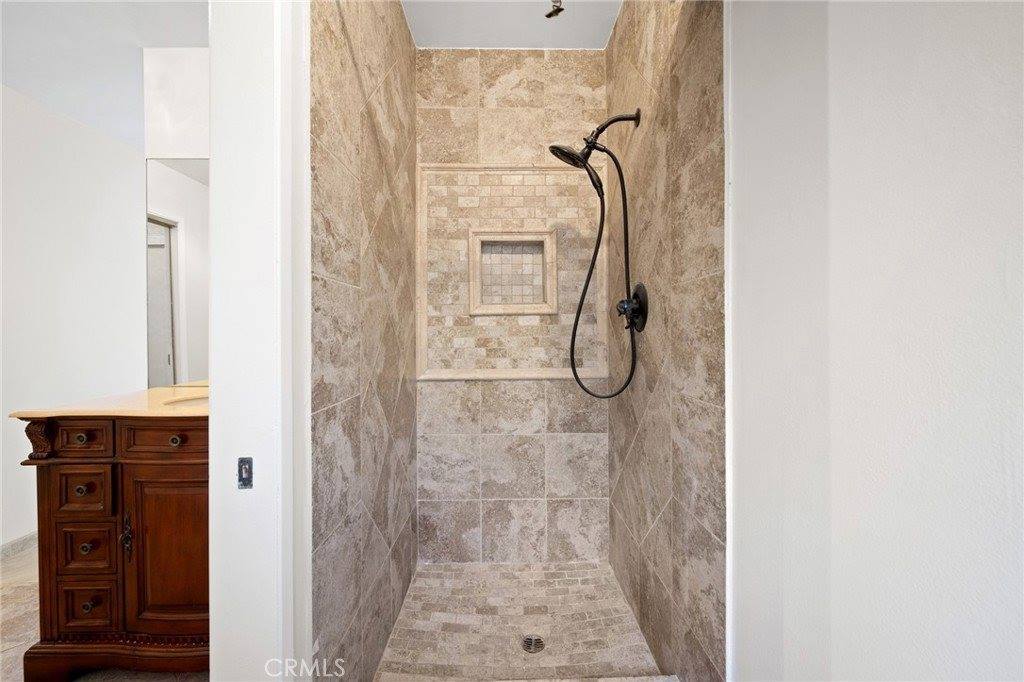 8915 Mulberry Drive, Sunland, CA 91040