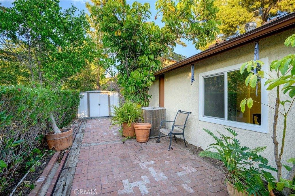 8915 Mulberry Drive, Sunland, CA 91040