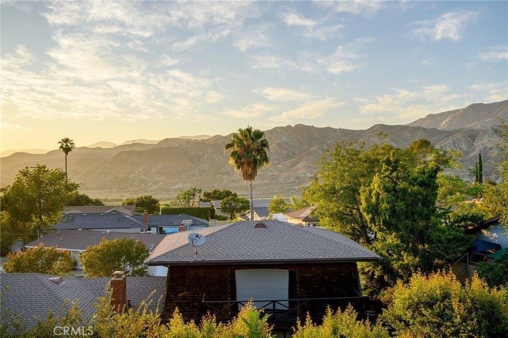 8915 Mulberry Drive, Sunland, CA 91040
