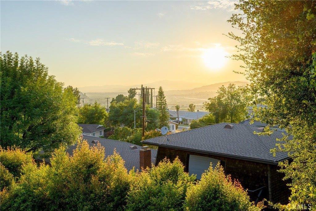 8915 Mulberry Drive, Sunland, CA 91040